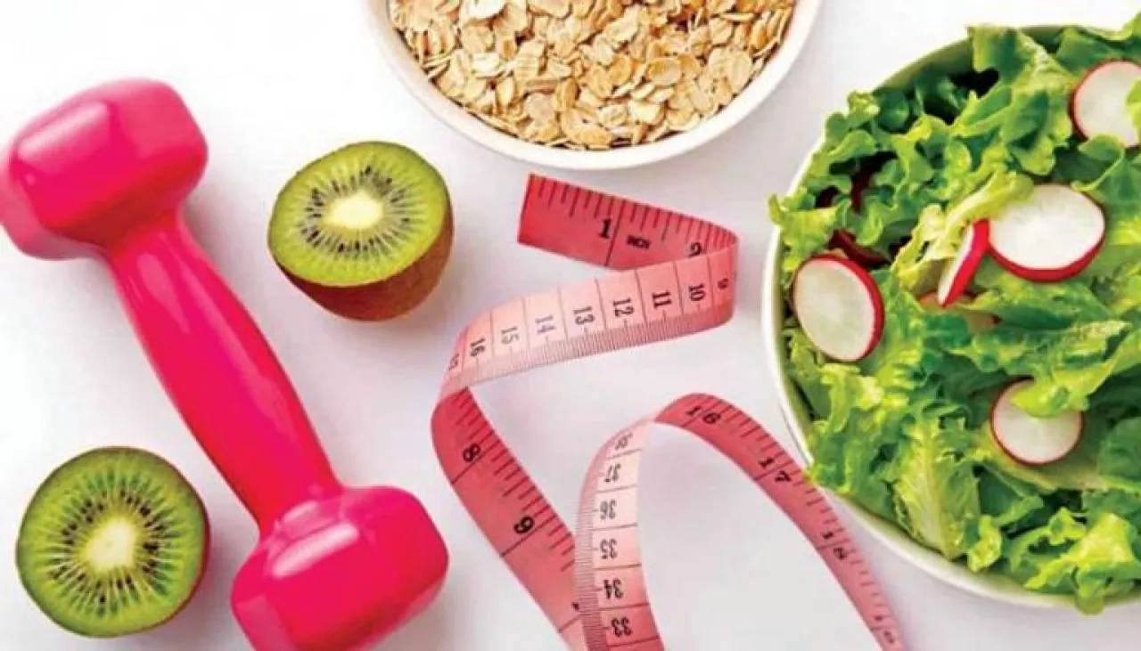 وداعاً للحميات القاسية.. عادتان بسيطتان تساعدان على فقدان الوزن إلى الأبد 