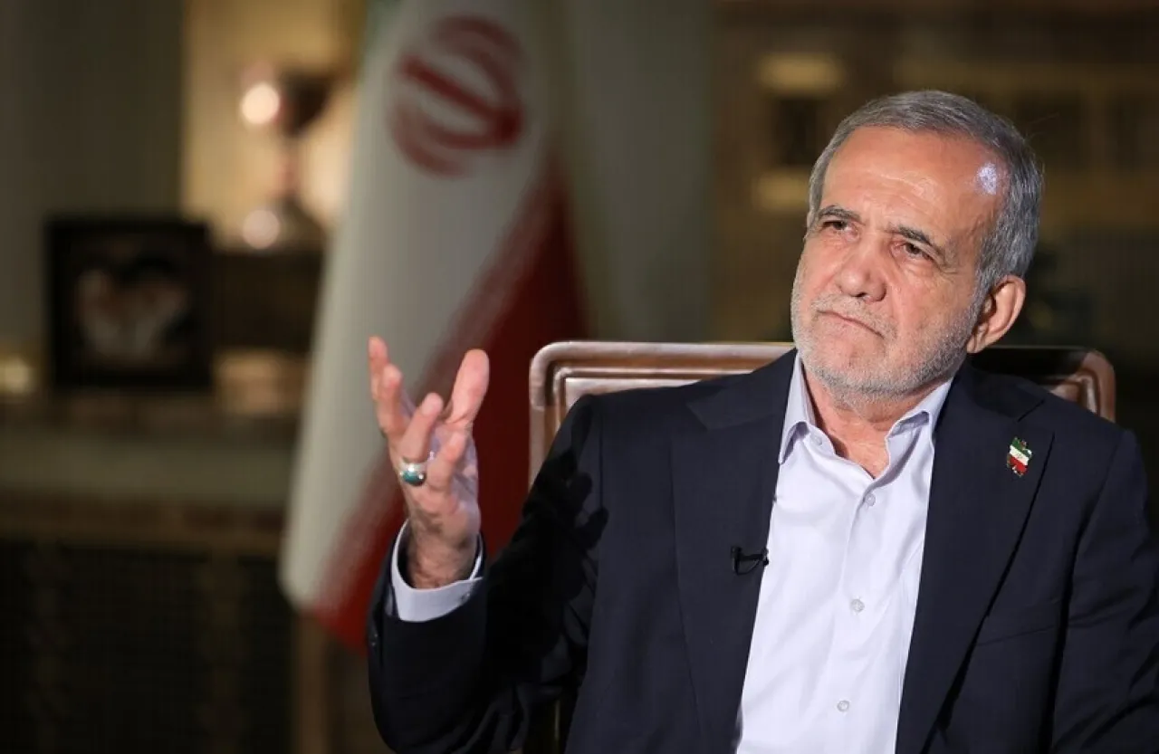 مسعود بزشكيان: من هو ترمب ليجرد إيران من حقوقها القانونية؟ 