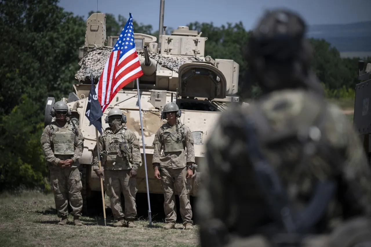 عاجل | فورين بوليسي: شبح فشل أمريكا بفيتنام يلوح في الأفق بإيران 