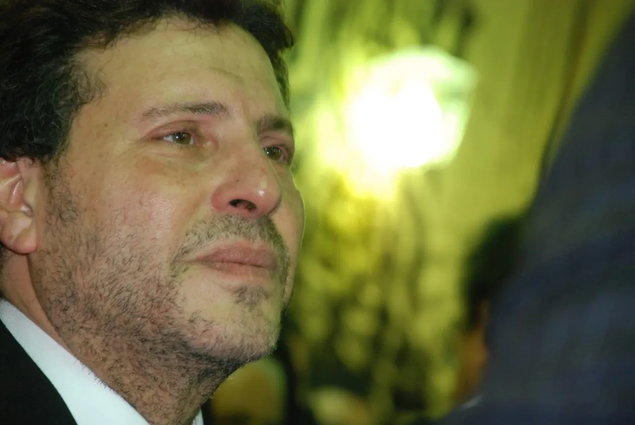 مدير أعمال هاني شاكر يخرج عن صمته 