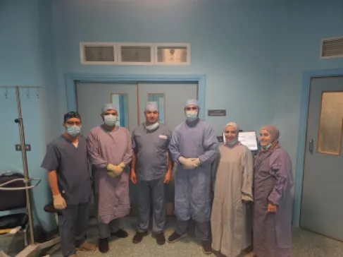 استئصال غدة جارة درقية بتقنية قياس الهرمون أثناء العملية في مستشفى الملك عبدالله المؤسس