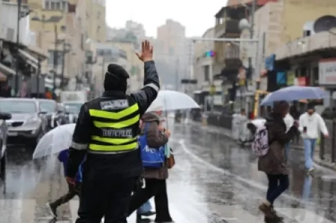 الأردن.. الأمن العام يحذر من اضطرابات جوية ويدعو للحذر