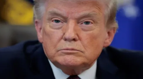 في سابقة تاريخية.. ترامب يحضر جلسة في المحكمة العليا