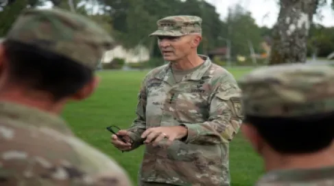 اليكم اسباب وتفاصيل وتحليل اقالة رئيس اركان الجيش الاميركي