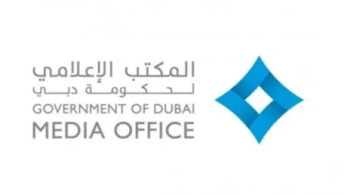 «حكومة دبي»: لا إصابات في سقوط شظايا على واجهة مبنى شركة أوراكل