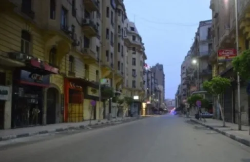 مصر.. مفاجأة صادمة بشأن إغلاق المحلات والكافيهات