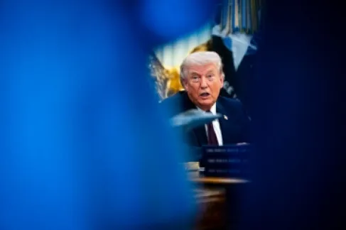 ترمب لايران : افتحوا المضيق اللعين أيها الأوغاد