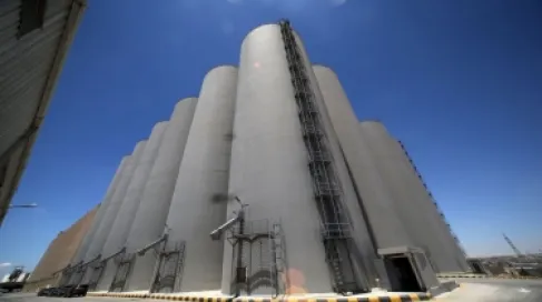 الصوامع: خصومات 40% على التخزين لتحفيز استيراد الحبوب والمواد التموينية