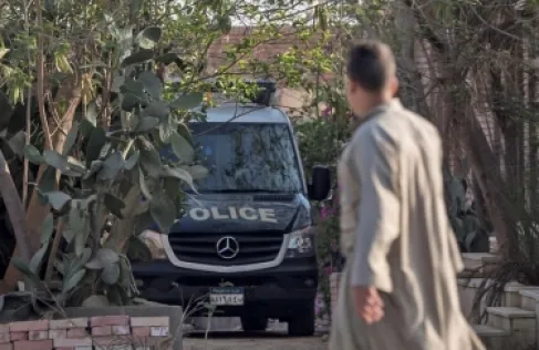 جد وأب وزوجة أب تجردوا من الإنسانية.. جريمة صادمة تهز مصر