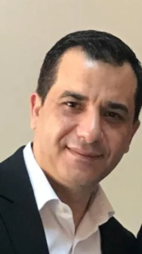 الدكتور سعيد النجار  ..  مبارك درجة الاستشارية في أمراض القلب والقسطرة