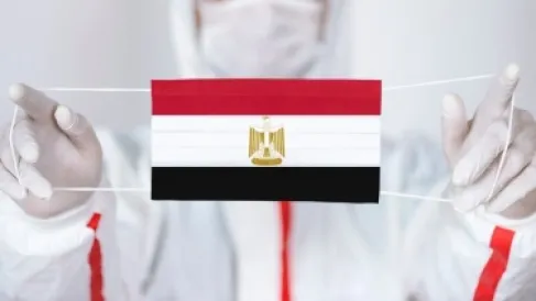 ضجة في مصر.. تحقيق مع طبيبة بسبب إشارة جارحة