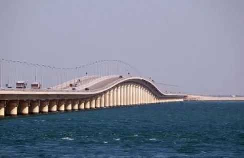 السعودية تعلن إغلاق جسر الملك فهد مع البحرين احترازيا