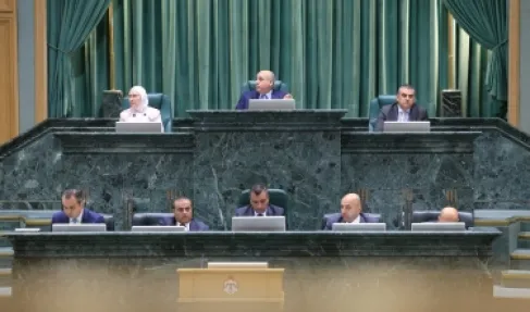 جدل نيابي حول خطأ تصويت في قانون التربية وإعادة فتح المادة الثانية