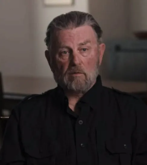 ضابط مخابرات يكذب ترمب : عملية انقاذ الطيار كانت محاولة استيلاء على يورانيوم