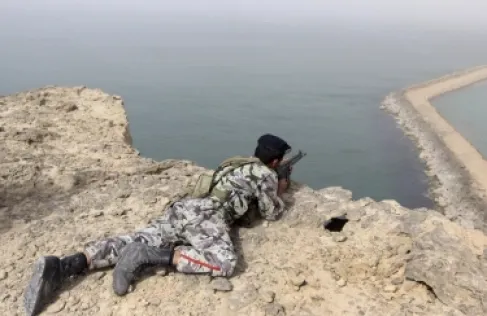 Russian-Chinese Veto Thwarts Resolution to Reopen the Strait of Hormuz