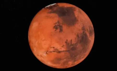 لغز جديد على المريخ.. هرم ثلاثي يحير العلماء