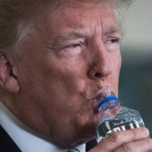 Dangerous report in Maariv: Trump Surrendered!