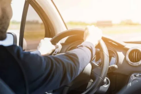 الثمن باهظ.. القيادة على الوقود الاحتياطي فخ عواقبه كارثية