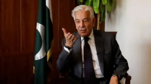 وزير الدفاع الباكستاني: إسرائيل شر ولعنة على البشرية