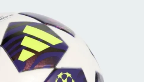 «نايكي» ترعى كرة دوري أبطال أوروبا بعد ربع قرن من احتكار «أديداس»