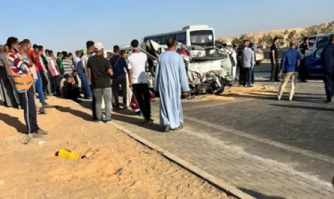 مصر.. حادث مروع يحصد أروح أسرة كاملة بعد حفل زفاف
