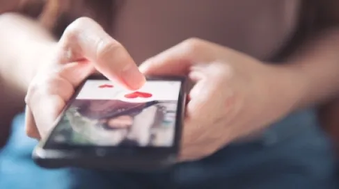 12 apps that devour your phone space.. Check them out