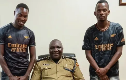 مشجع أوغندي يقاضي آرسنال بسبب تراجع النتائج