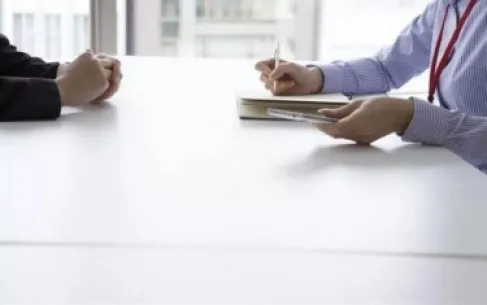 دعوات لامتحانات تنافسية لوظائف حكومية وفصل متغيبين (أسماء)