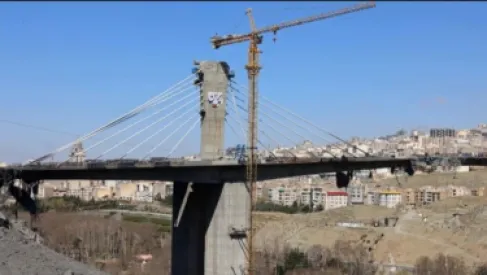 إيران تعلن إعادة تأهيل الجسور والسكك المتضررة من القصف الأميركي