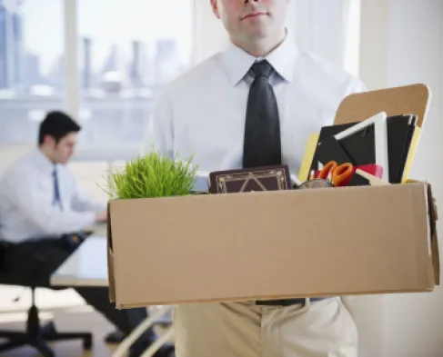 قرارات حكومية اردنية بعزل موظفين