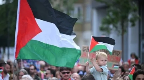 More than 350 former European officials call for the suspension of the partnership agreement with Israel