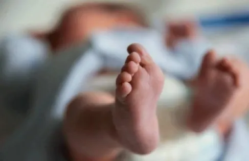 بين الطب والفتاوى.. قصة رضيعة (من دون أنف) تشعل الجدل في مصر