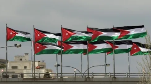 الأردنيون يحيون الذكرى السادسة ليوم العلم