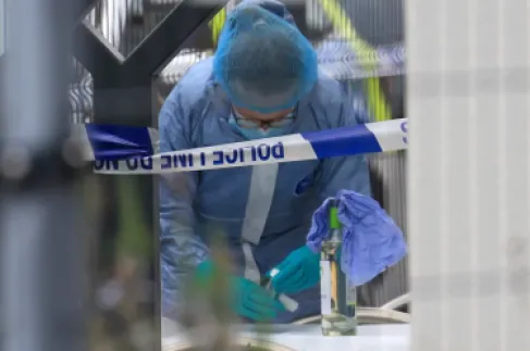 بريطانيا تعتقل شخصين بتهمة محاولة إحراق كنيس يهودي في لندن