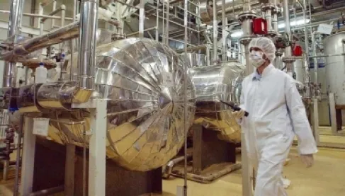 الصين تعرض الوساطة في أزمة اليورانيوم الإيراني