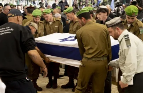 الرقم الذي أقلق تل أبيب: 690 جريحًا في المعارك مع حزب الله