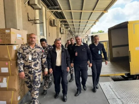 العكاليك يدعو لتبسيط الإجراءات وتسريع العمل في جمرك مطار التخليص