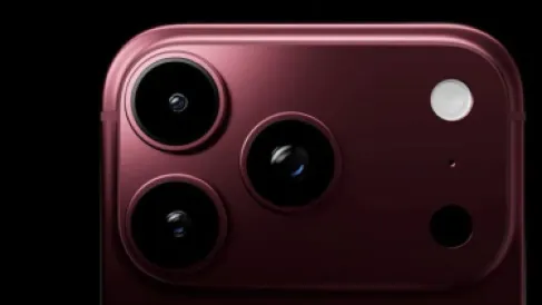 تقرير: ميزة كاميرا آيفون 18 برو الجديدة قد لا تغيّر شيئًا فعليًا