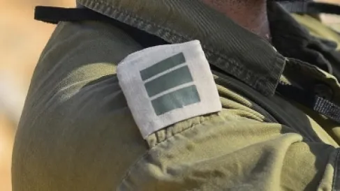 ينتمون لوحدات سرية.. اتهام ضباط في الجيش والشرطة الإسرائيلية بسرقة 50 مليون شيكل