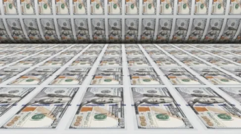 الدولار يتراجع مع ترقب المحادثات الأميركية – الإيرانية