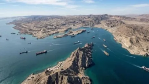 The Saudi Cabinet monitors developments in navigation in Hormuz