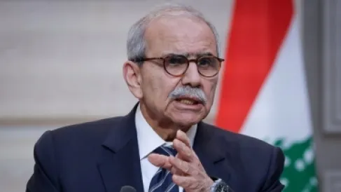 رئيس وزراء لبنان: لن نسمح لحزب الله بترهيبنا