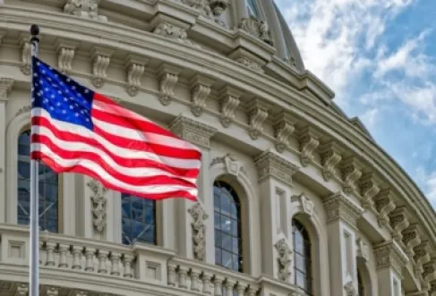 الخارجية الأمريكية تدعو رعاياها إلى مغادرة إيران فورا