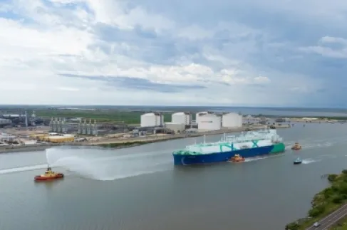 Qatar Energy: Export of the First LNG Shipment from Golden Pass in America