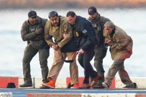 اعتقال جندي من اميركي لفوزه بـ 400 ألف دولار جراء مراهنة على الغارة ضد مادورو