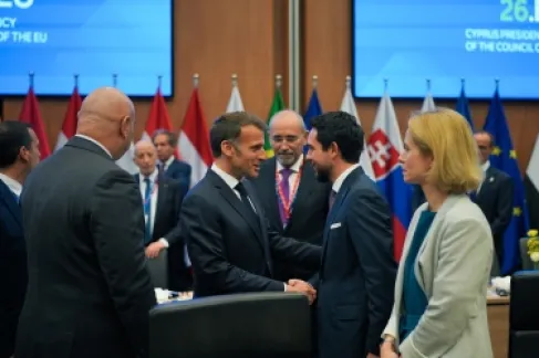 ولي العهد يؤكد أهمية الشراكة مع الاتحاد الأوروبي ويدعو لوقف العدوان