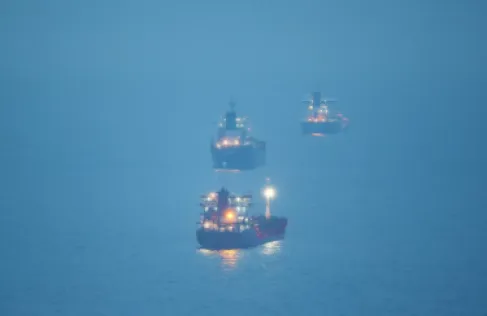 صادرات السعودية عبر ينبع تقفز إلى 5 أمثالها بعد إغلاق هرمز