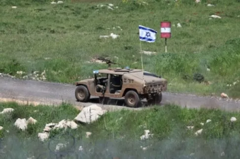 Israeli mechanisms penetrate the countryside of Daraa