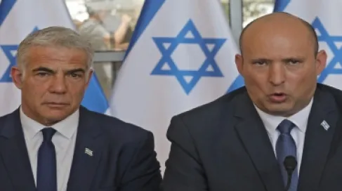 Lapid and Bennett unite to face Netanyahu in the Israeli elections