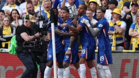 تشيلسي يهزم ليدز ويتأهل لمواجهة سيتي في نهائي كأس الاتحاد